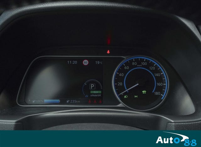 2021 NISSAN LEAF - 12