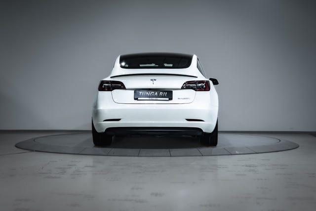 2021 TESLA MODEL 3 - 8
