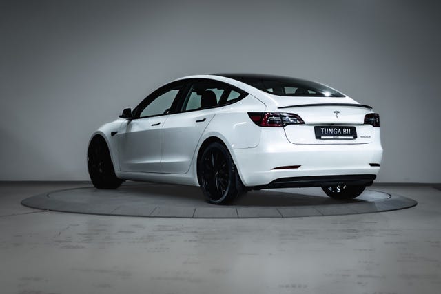 2021 TESLA MODEL 3 - 9