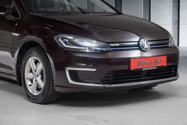 WVWZZZAUZJW902256 2018 VOLKSWAGEN GOLF-1