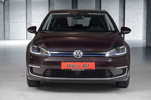 WVWZZZAUZJW902256 2018 VOLKSWAGEN GOLF-2