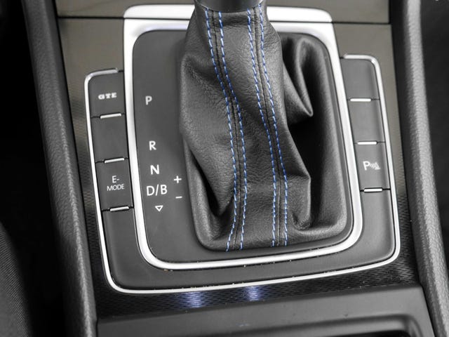2015 VOLKSWAGEN GOLF - 39