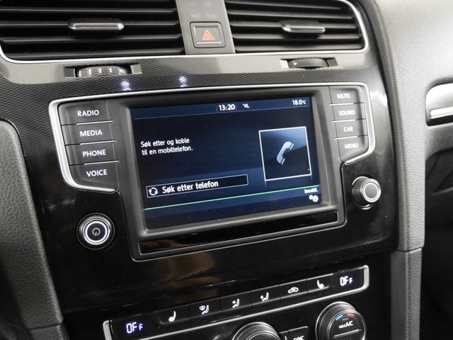 2015 VOLKSWAGEN GOLF - 28