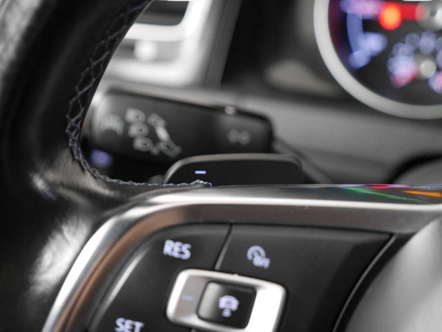 2015 VOLKSWAGEN GOLF - 34