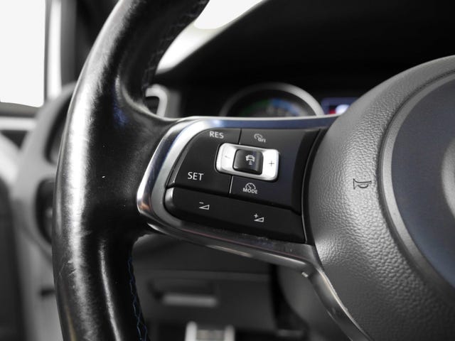 2015 VOLKSWAGEN GOLF - 15
