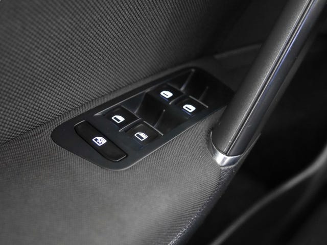 2015 VOLKSWAGEN GOLF - 40