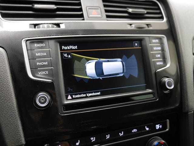 2015 VOLKSWAGEN GOLF - 26