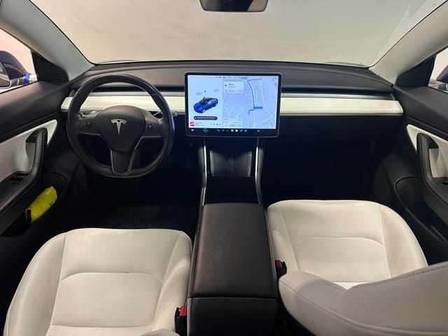 2019 TESLA MODEL 3 - 9