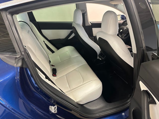 2019 TESLA MODEL 3 - 8