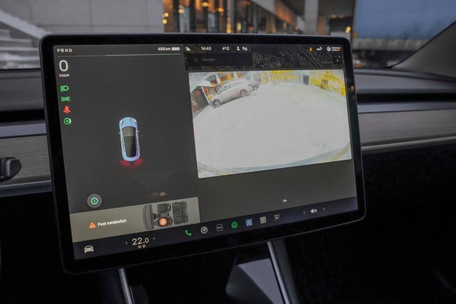 2019 TESLA MODEL 3 - 12