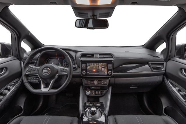 2022 NISSAN LEAF - 9