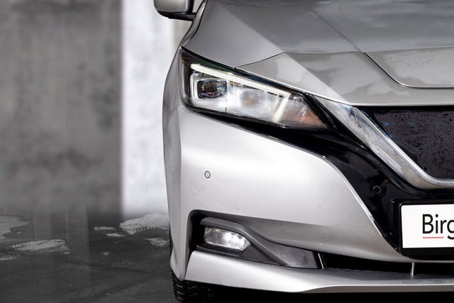 2021 NISSAN LEAF - 8