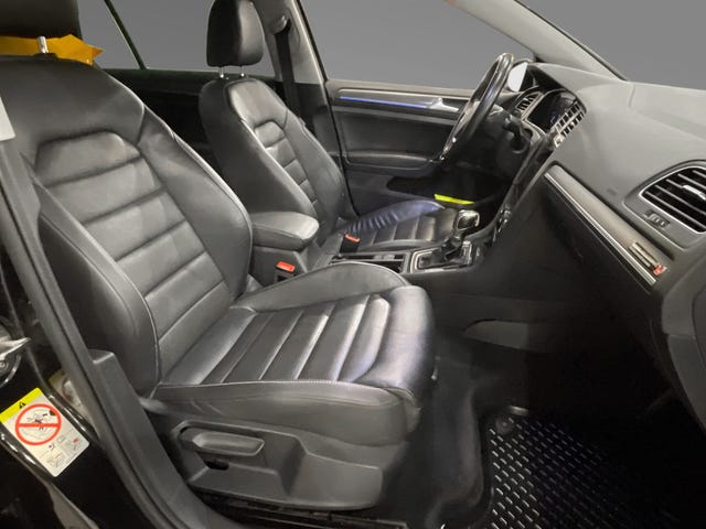 2018 VOLKSWAGEN GOLF - 9