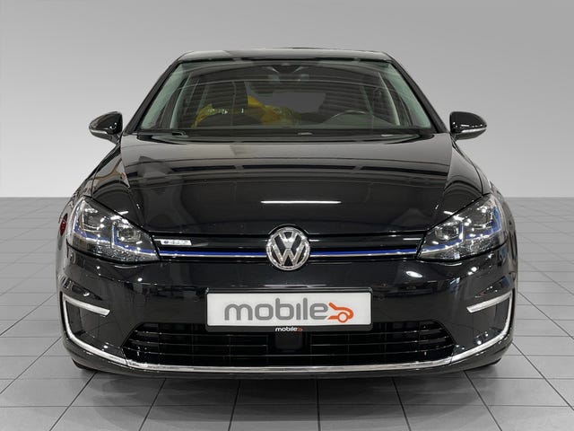 WVWZZZAUZJ8902201 2018 VOLKSWAGEN GOLF-4