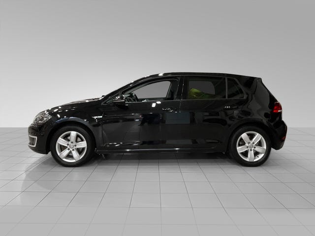 WVWZZZAUZJ8902201 2018 VOLKSWAGEN GOLF-2