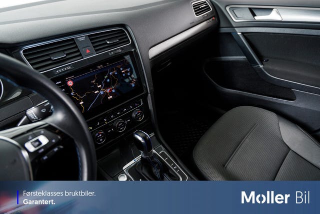 2019 VOLKSWAGEN GOLF - 19