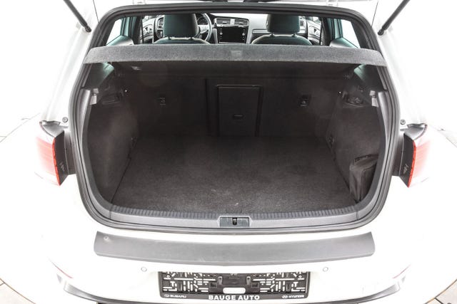 WVWZZZAUZJW801970 2018 VOLKSWAGEN GOLF-4