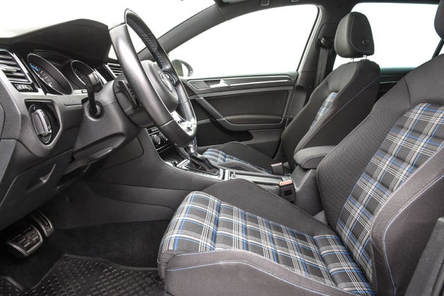 2018 VOLKSWAGEN GOLF - 11