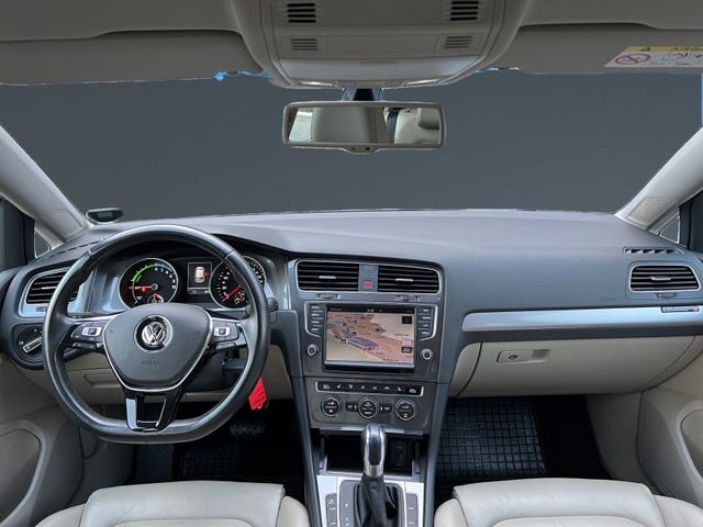 2015 VOLKSWAGEN GOLF - 9
