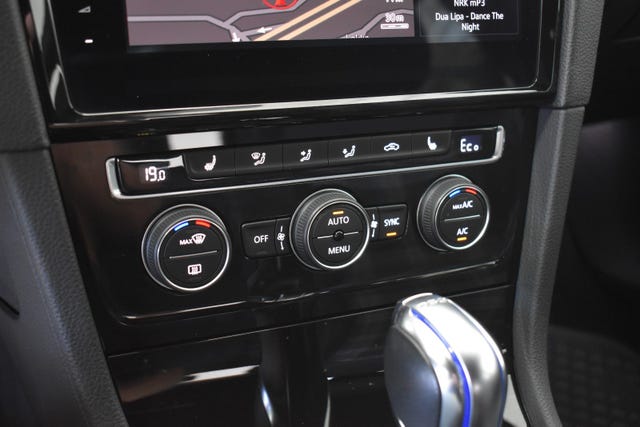 2018 VOLKSWAGEN GOLF - 48