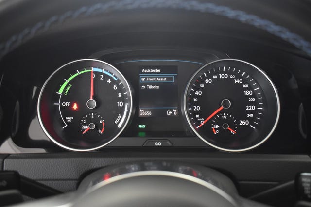 2018 VOLKSWAGEN GOLF - 44