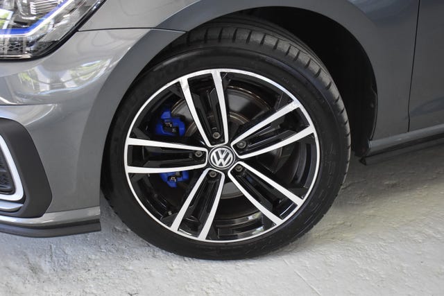 WVWZZZAUZJW809088 2018 VOLKSWAGEN GOLF-4