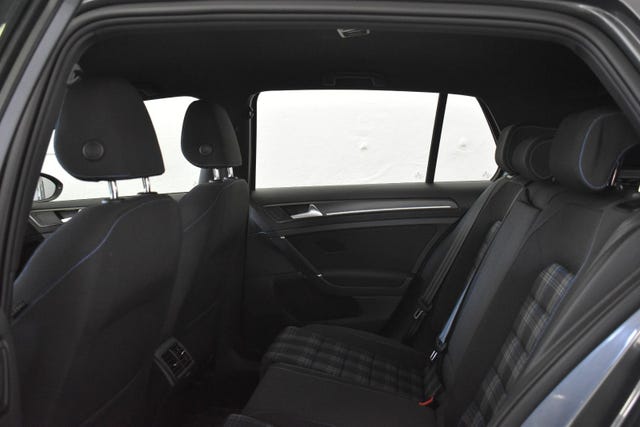 2018 VOLKSWAGEN GOLF - 29