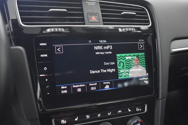 2018 VOLKSWAGEN GOLF - 50