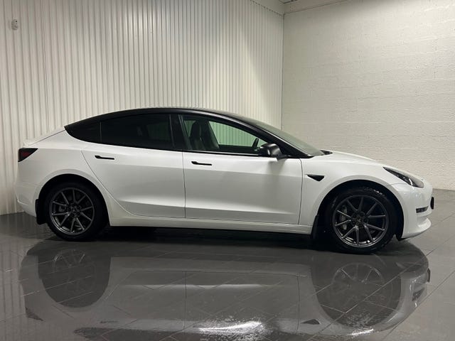 5YJ3E7EB8MF886058 2021 TESLA MODEL 3-3