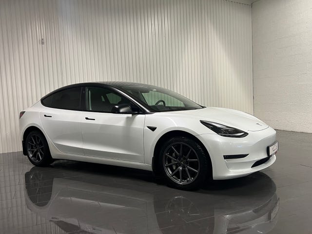5YJ3E7EB8MF886058 2021 TESLA MODEL 3-2