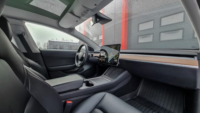 2021 TESLA MODEL 3 - 15