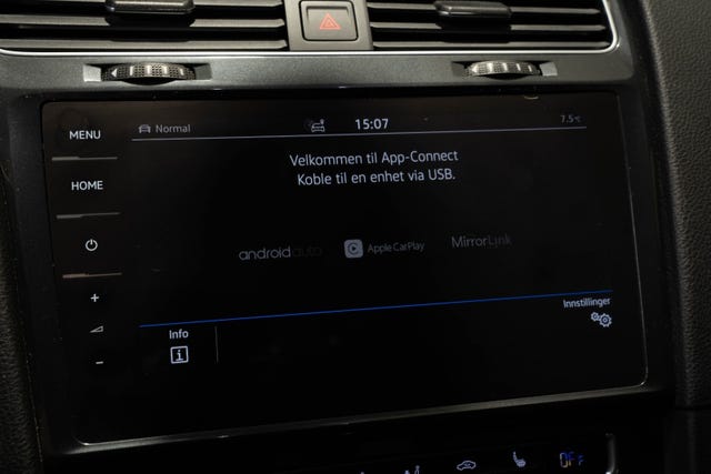 2019 VOLKSWAGEN GOLF - 28