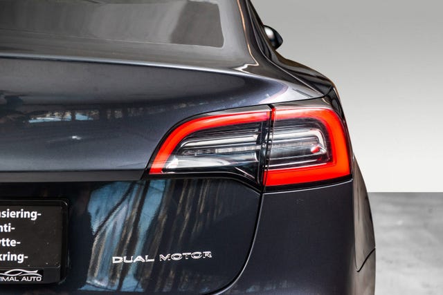 2021 TESLA MODEL 3 - 8