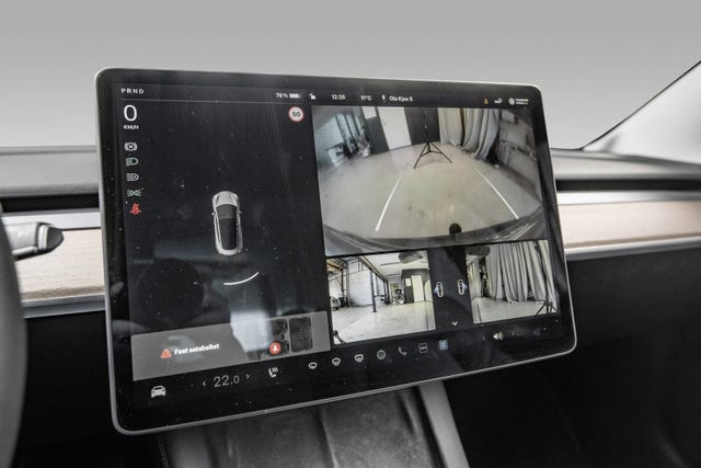 2021 TESLA MODEL 3 - 18