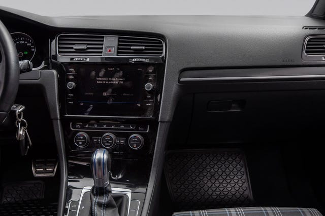 2018 VOLKSWAGEN GOLF - 22
