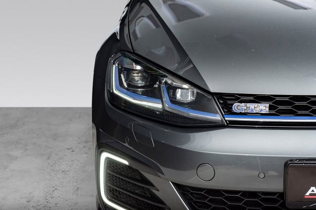 2018 VOLKSWAGEN GOLF - 8