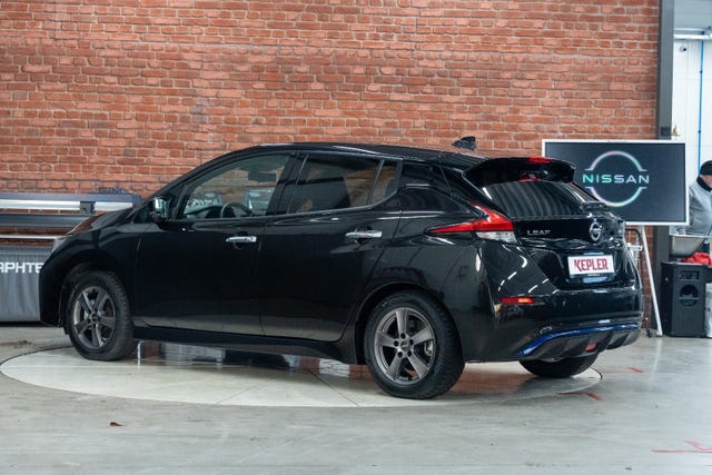 2022 NISSAN LEAF - 7