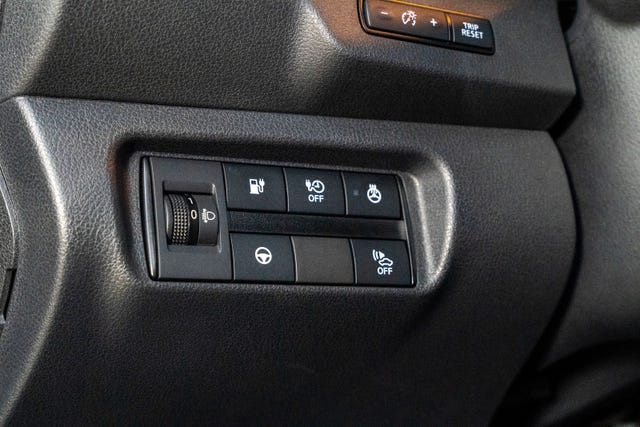 2022 NISSAN LEAF - 12