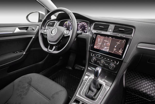 2018 VOLKSWAGEN GOLF - 20