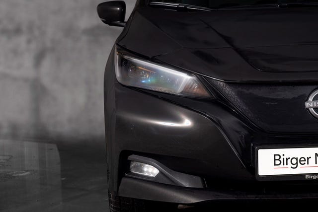 2022 NISSAN LEAF - 7