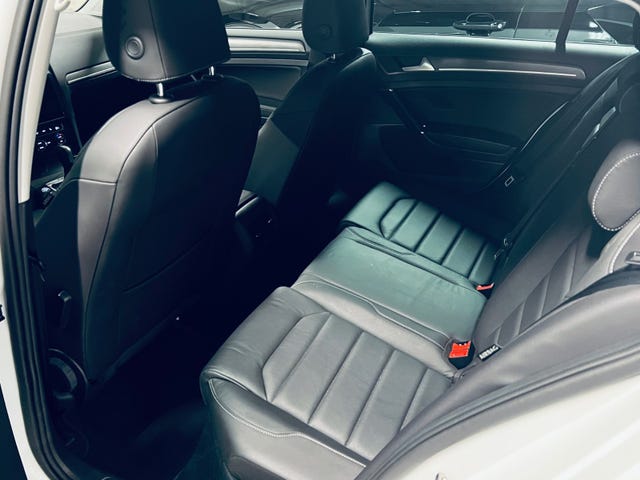 2019 VOLKSWAGEN GOLF - 8
