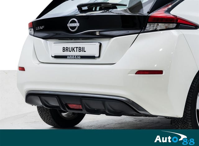 2022 NISSAN LEAF - 11