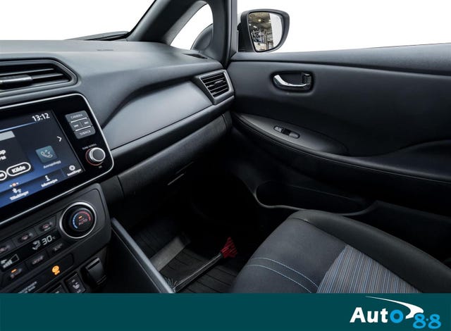 SJNFAAZE1U0177015 2022 NISSAN LEAF-2
