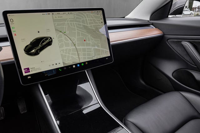 2019 TESLA MODEL 3 - 15