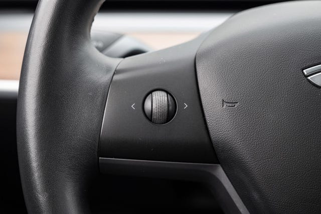 2019 TESLA MODEL 3 - 12