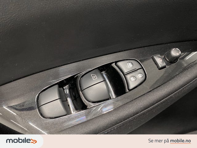 2018 NISSAN LEAF - 24