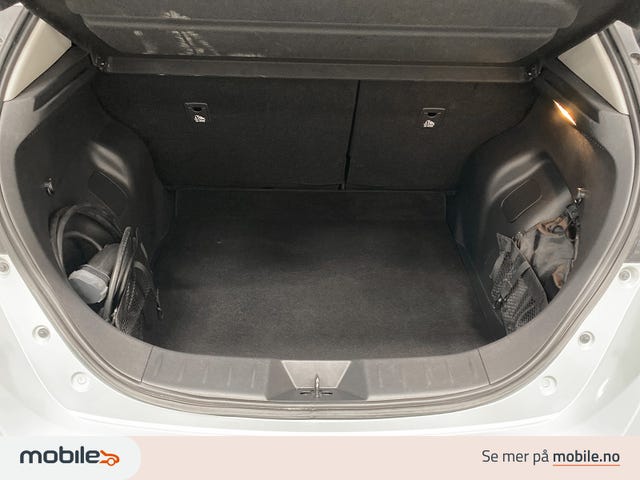2018 NISSAN LEAF - 9