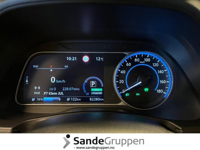 2018 NISSAN LEAF - 17