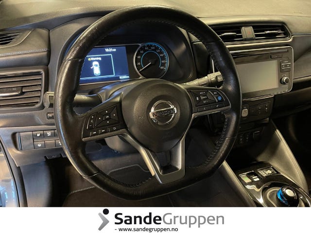 2018 NISSAN LEAF - 16