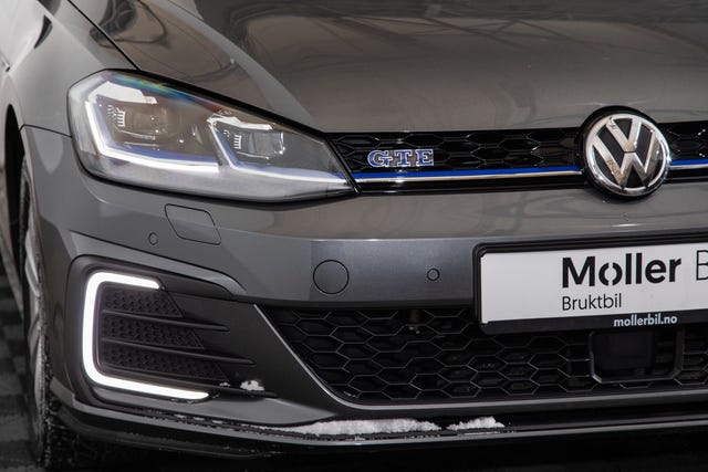 2019 VOLKSWAGEN GOLF - 10